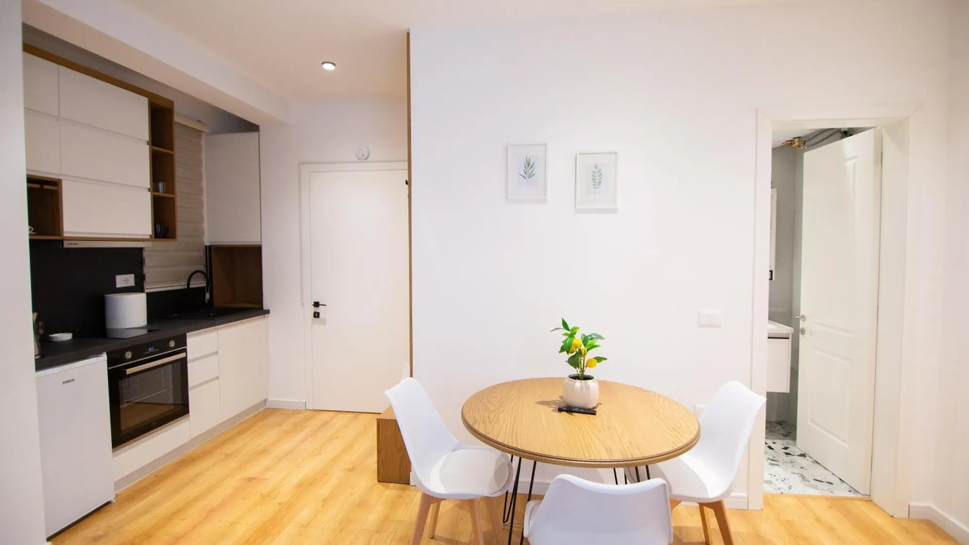 Moho Residences Downtown Korca-Republika Boulevard 0*, كورتشي